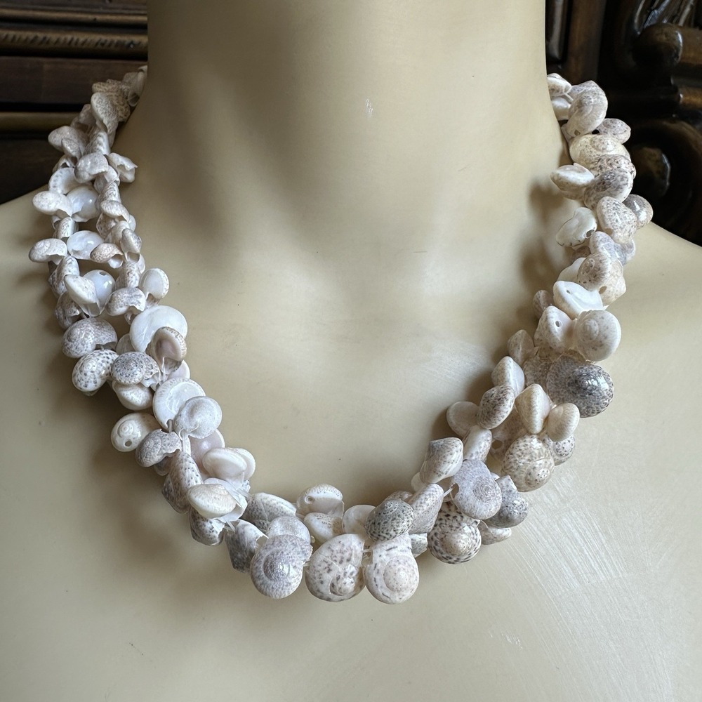 VTG Artisan Seashell Beaded Necklace 32 Inch Nautical Earthy‎ Tropical Boho